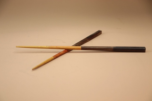 Shi - Baguettes chinoises foncées